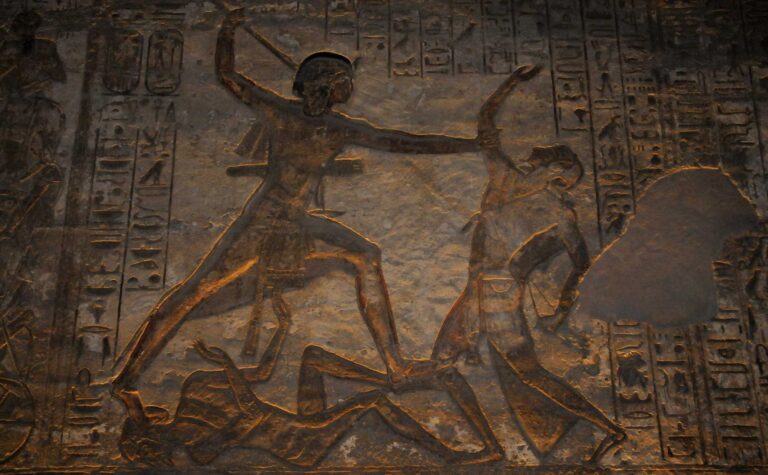 Die Schwächezeiten in der altägyptischen Geschichte