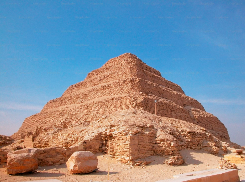 Stufenpyramide des Djoser – erste Pyramide Ägyptens