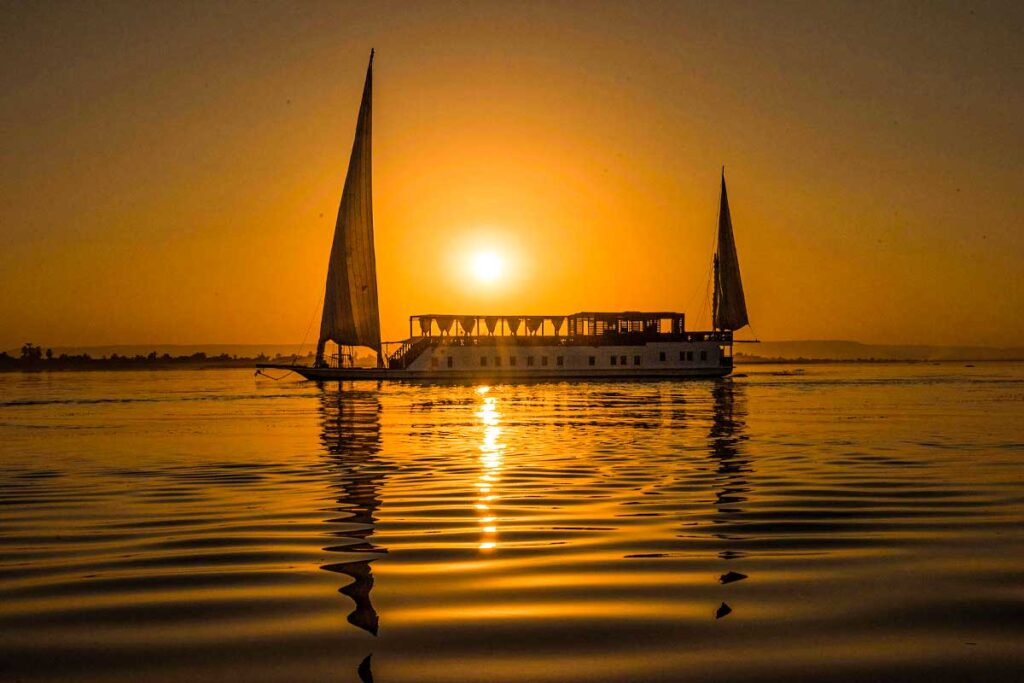 Sonnenaufgänge- Sonnenuntergänge Ägyptens -